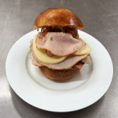 Sandwich with ham